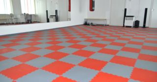 Резиновое покрытие для спортзала Курганинск, цена от 873 руб.